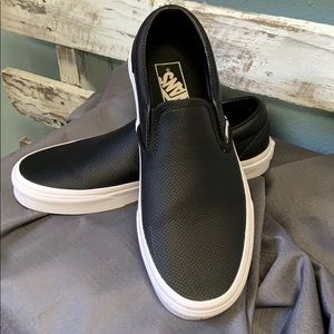 Men’s Black Leather Vans